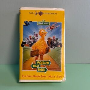 Warner Brothers Sesame Street Presents Follow That Bird VHS Movie, Kids Movie